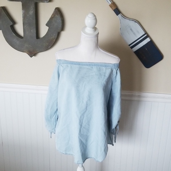 a.n.a Tops - Off the shoulder top - washed out Jean look